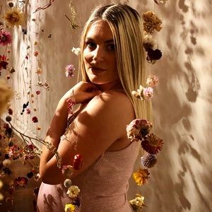 Meet your Posher, Kayla